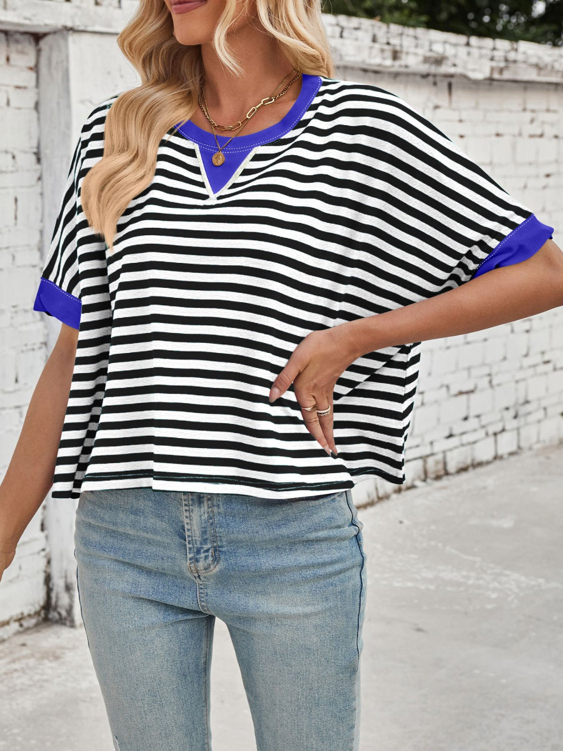 Lovelet Striped Round Neck Short Sleeve T-Shirt